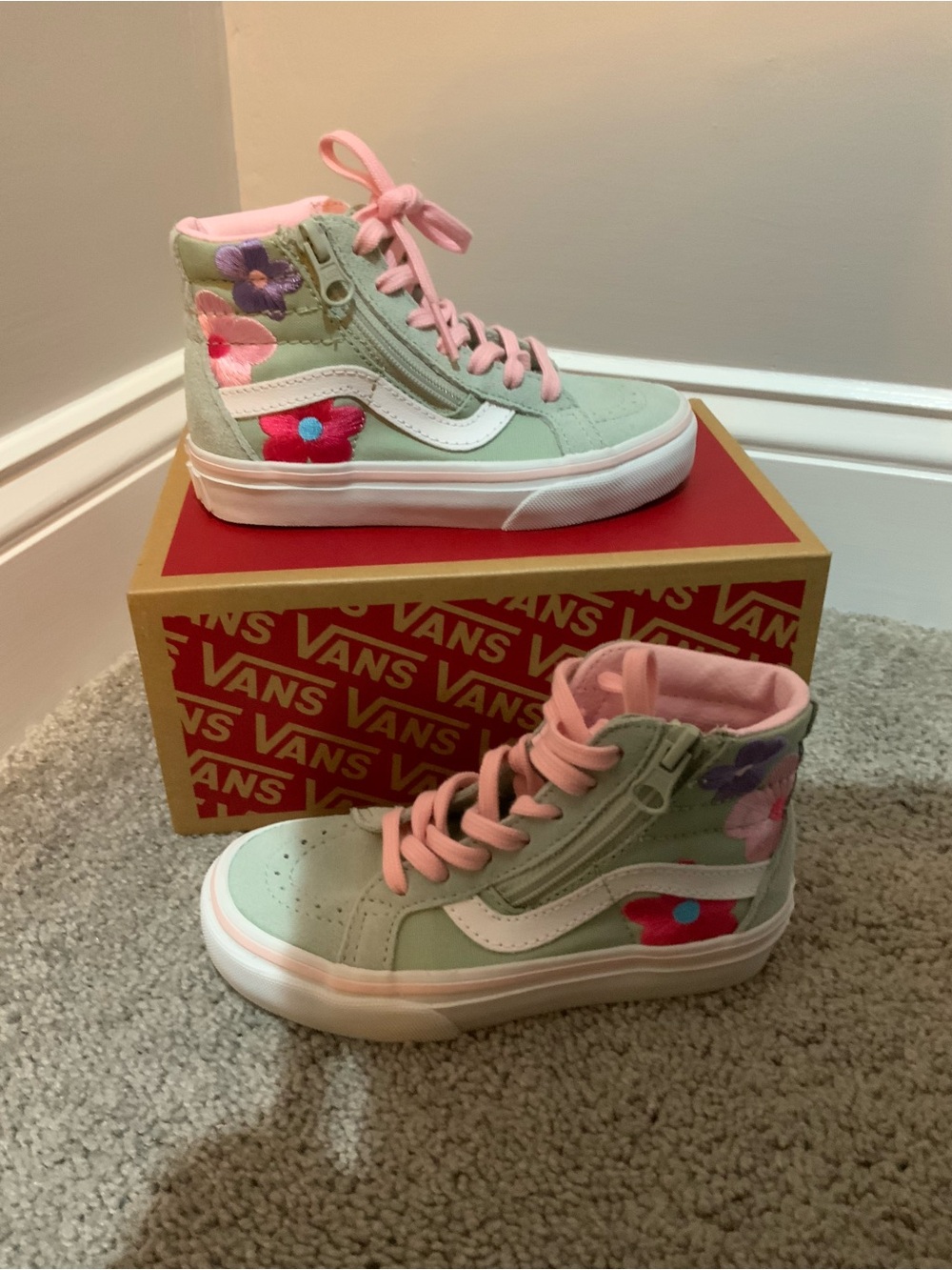 Vans High Top Sneakers in Mint Green with Pink Accents , side zip Girls size 11